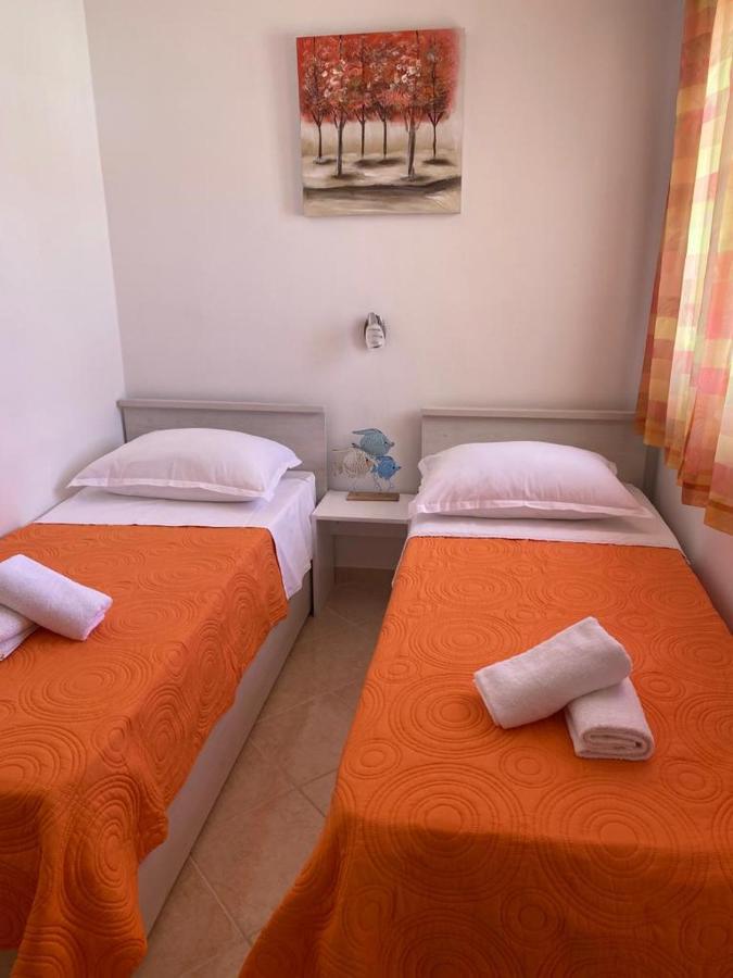 Apartment Vucica Севид Экстерьер фото