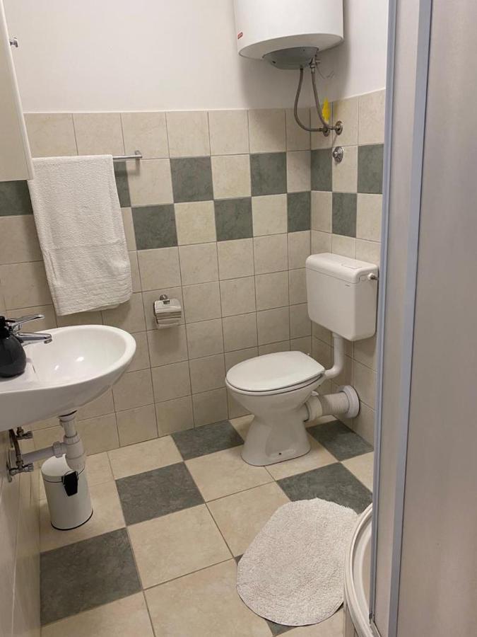 Apartment Vucica Севид Экстерьер фото