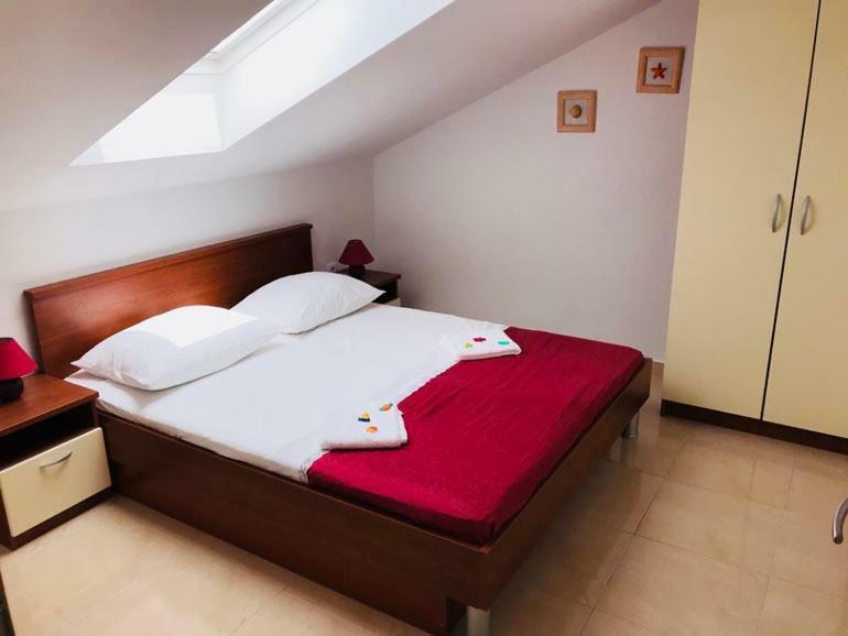 Apartment Vucica Севид Экстерьер фото